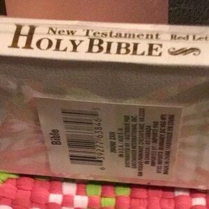 Holy Bible New Testament KJV Red Letter Edition NWT never opened pocket size
